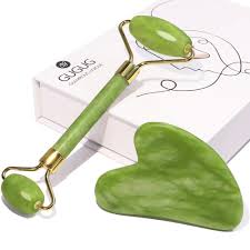 Flawless Jade Roller With Gua Sha Stone